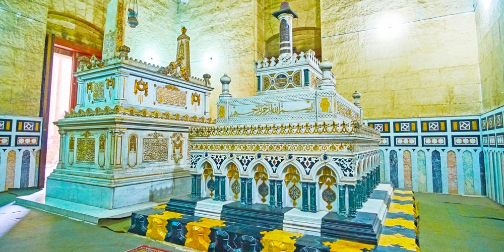 Al-Rifa'i Mosque of Cairo - Al-Rifa'i Mosque Facts - Al-Rifa'i Mosque Burials