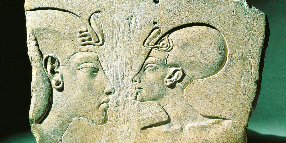 Queen Nefertiti and Akhenaten - Trips in Egypt