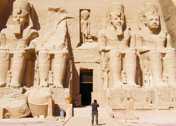 Day Trip to Abu Simbel from Cairo by Plane - Trips in Egypt