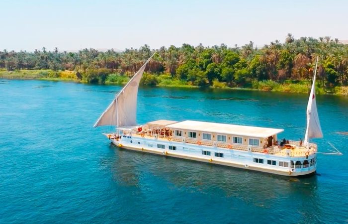 Asiya Dahabiya Nile Cruise - Trips in Egypt